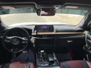 2018 Lexus LX 570