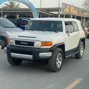2020 تويوتا أف جي كروزر in dubai