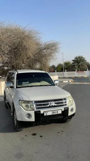2010 Mitsubishi Pajero in dubai