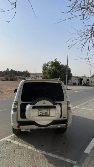 2010 Mitsubishi Pajero