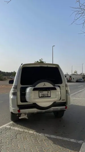 2010 Mitsubishi Pajero