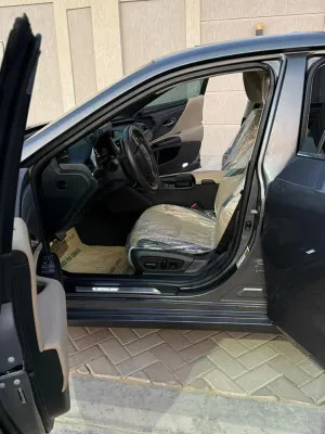 2021 Lexus ES