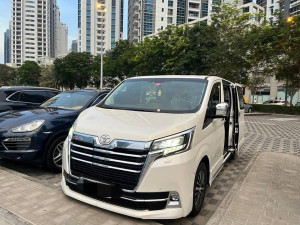 2020 Toyota Granvia