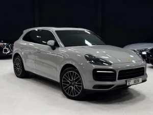 2020 Porsche Cayenne in dubai