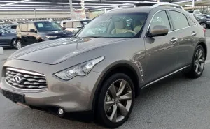 2009 Infiniti FX35 in dubai