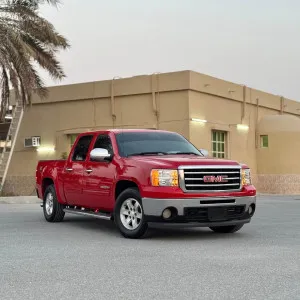 2012 GMC Sierra in dubai