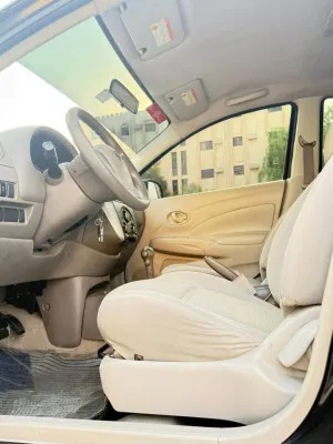 2017 Nissan Sunny
