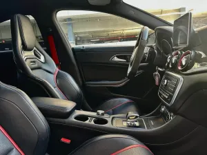 2015 Mercedes-Benz CLA