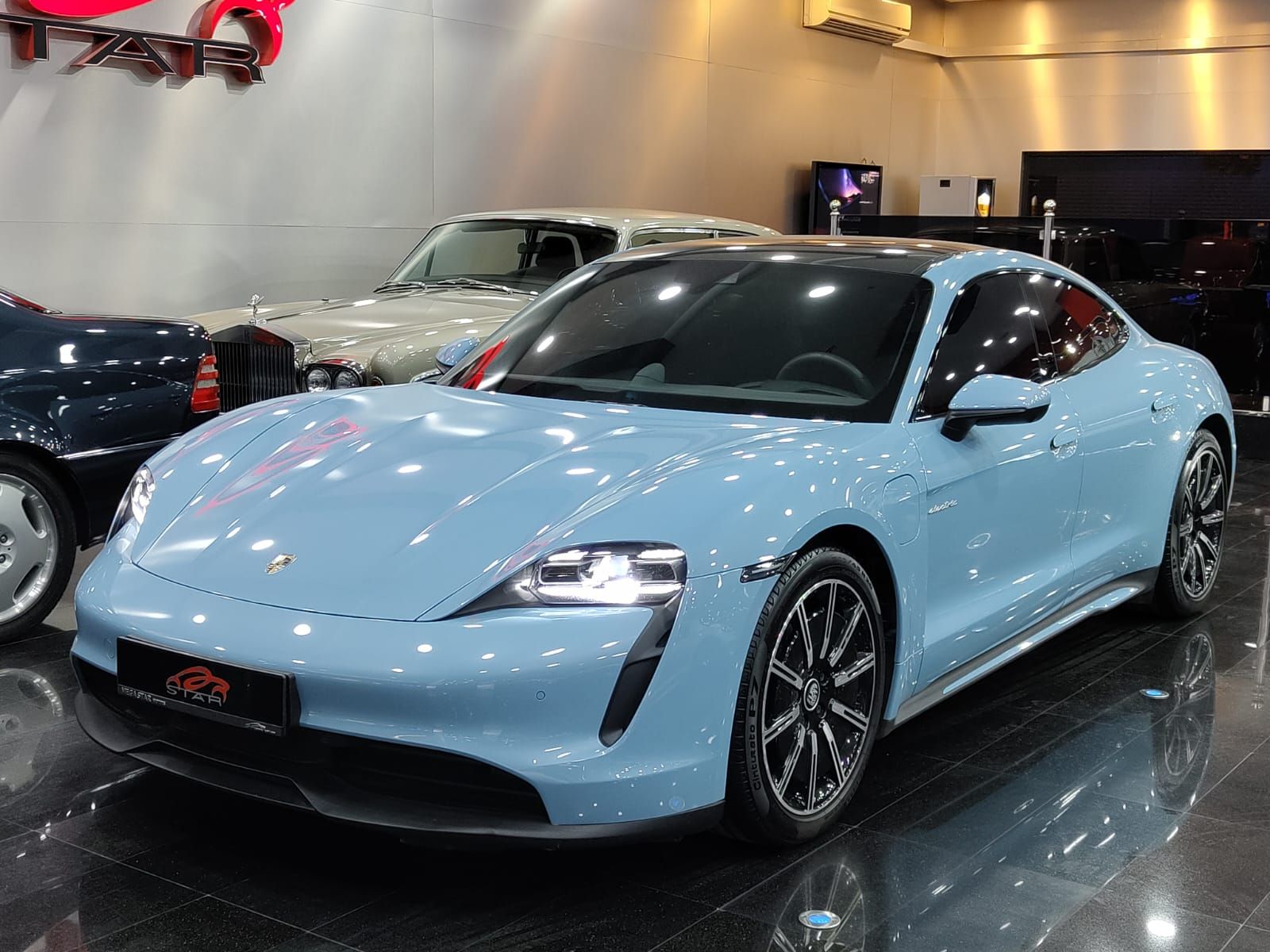Porsche Taycan Electric Blue 2022