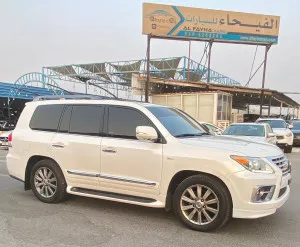 2011 لكزس أل أكس ٥٧٠ in dubai