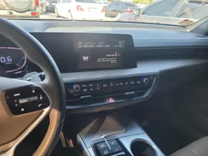 2023 Kia K8