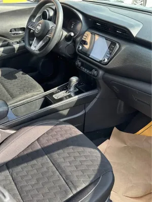 2021 Nissan KICKS