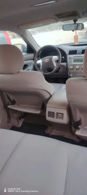 2010 تويوتا كامري