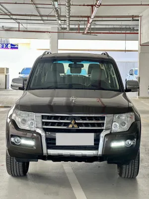 2019 ميتسوبيشي باجيرو in dubai