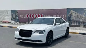 2021 Chrysler 300 in dubai