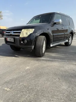 2008 ميتسوبيشي باجيرو in dubai