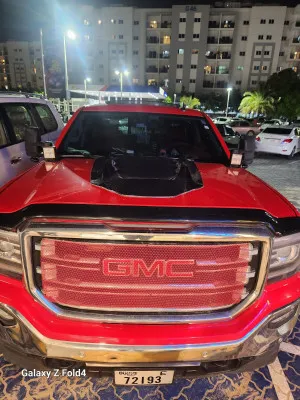 2017 GMC Sierra in dubai