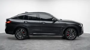 2025 BMW X4