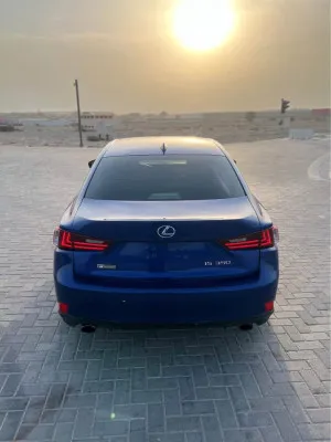 2016 Lexus IS