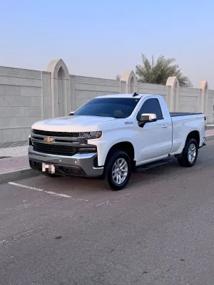 2022 شيفروليه سيلفرادو in dubai