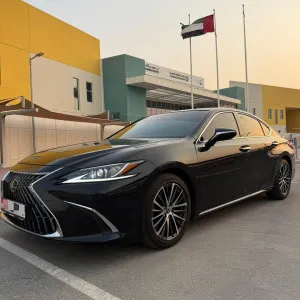 2023 Lexus ES in dubai
