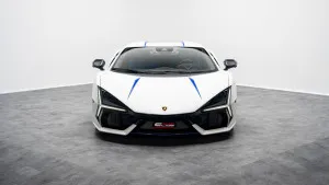 2024 Lamborghini Revuelto