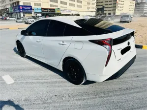 2018 تويوتا بريوس