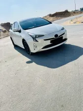 2018 تويوتا بريوس