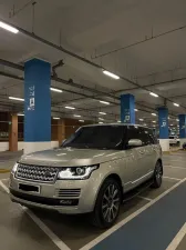 2013 Land Rover Range Rover in dubai