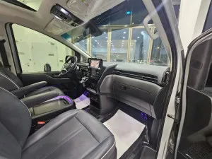 2022 Hyundai Staria