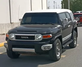 2013 Toyota FJ Cruiser in dubai