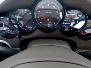 2013 بورش كاين