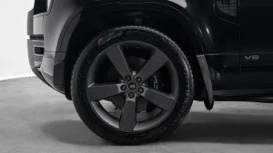 2023 Land Rover Defender