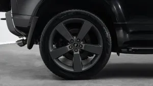 2023 Land Rover Defender