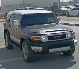 2013 تويوتا أف جي كروزر