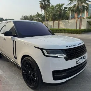 2023 لاند روفر رينج روفر in dubai