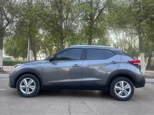 2020 Nissan KICKS
