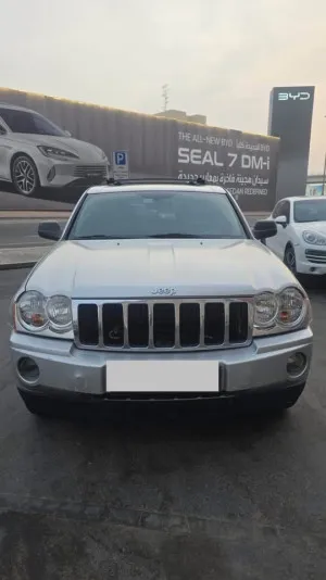 2005 Jeep Grand Cherokee in dubai