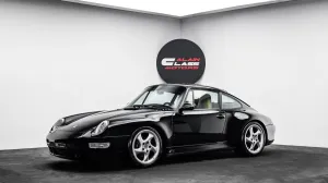 1998 Porsche 911 Carrera in dubai