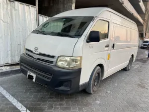 2013 Toyota Hilux in dubai
