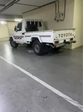 2005 Toyota Land Cruiser Pickup