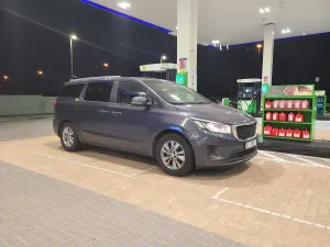 2017 Kia Sedona in dubai