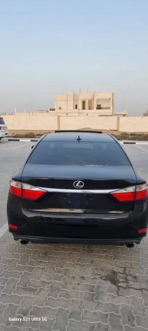2014 لكزس ES - اي اس