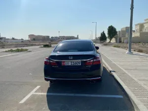 2017 هوندا أكورد
