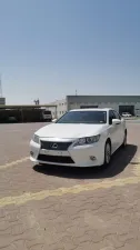 2014 Lexus ES in dubai