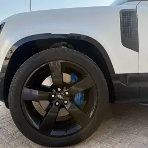 2023 Land Rover Defender