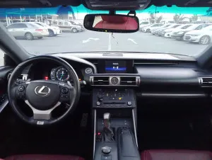 2015 لكزس أي أس ٢٥٠