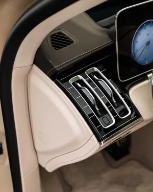 2025 Mercedes-Maybach EQS680
