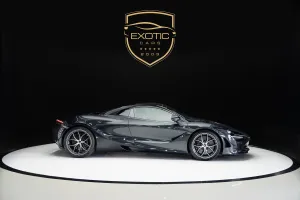2022 McLaren 750S