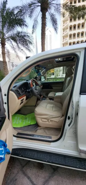 2013 Toyota Land Cruiser